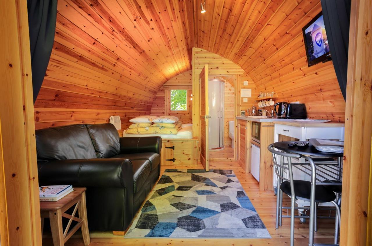 Glentruim Homestay B&B And Glamping Pods Newtonmore Esterno foto